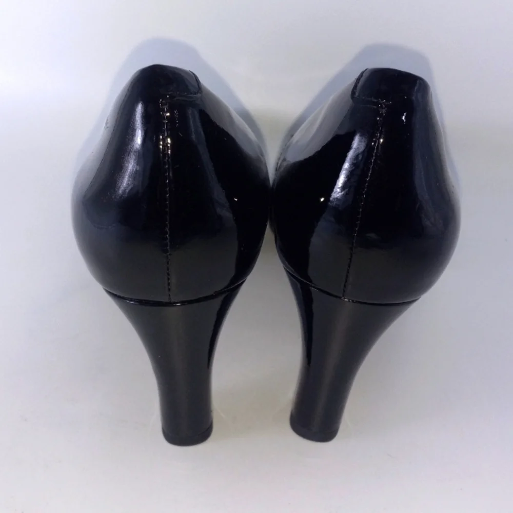 ROCKPORT BLACK LEATHER HEELS